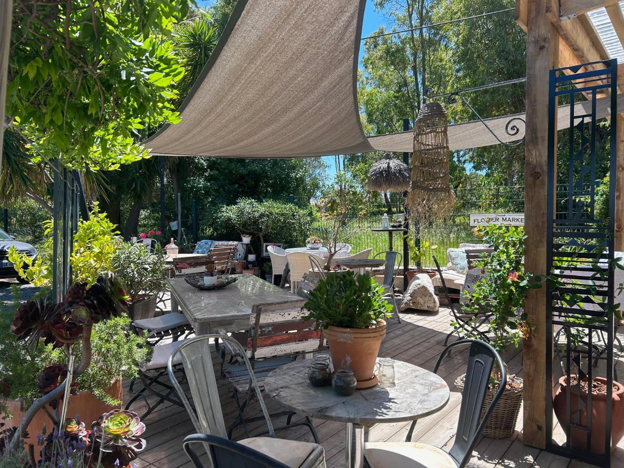 Hotel Auberge Provencale Saint-Raphael  Bagian luar foto