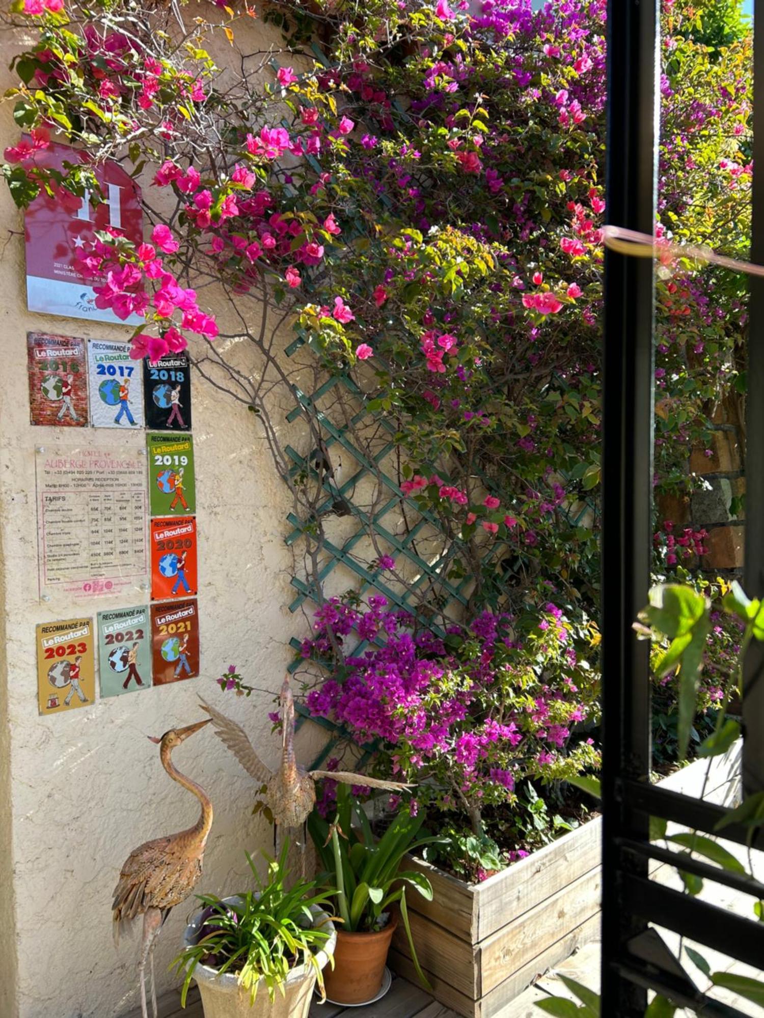 Hotel Auberge Provencale Saint-Raphael  Bagian luar foto