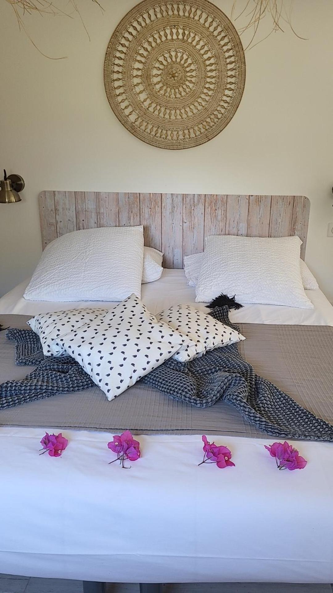 Hotel Auberge Provencale Saint-Raphael  Bagian luar foto