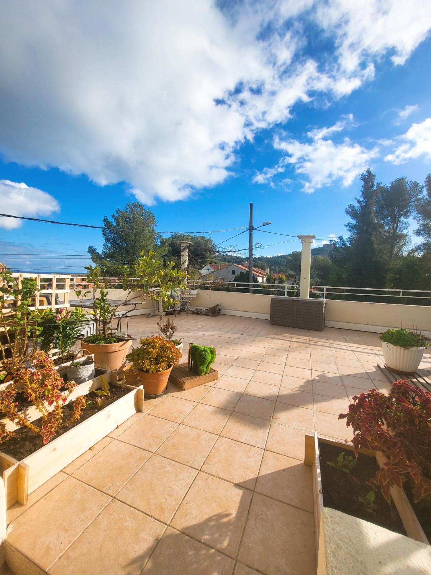 Hotel Auberge Provencale Saint-Raphael  Bagian luar foto